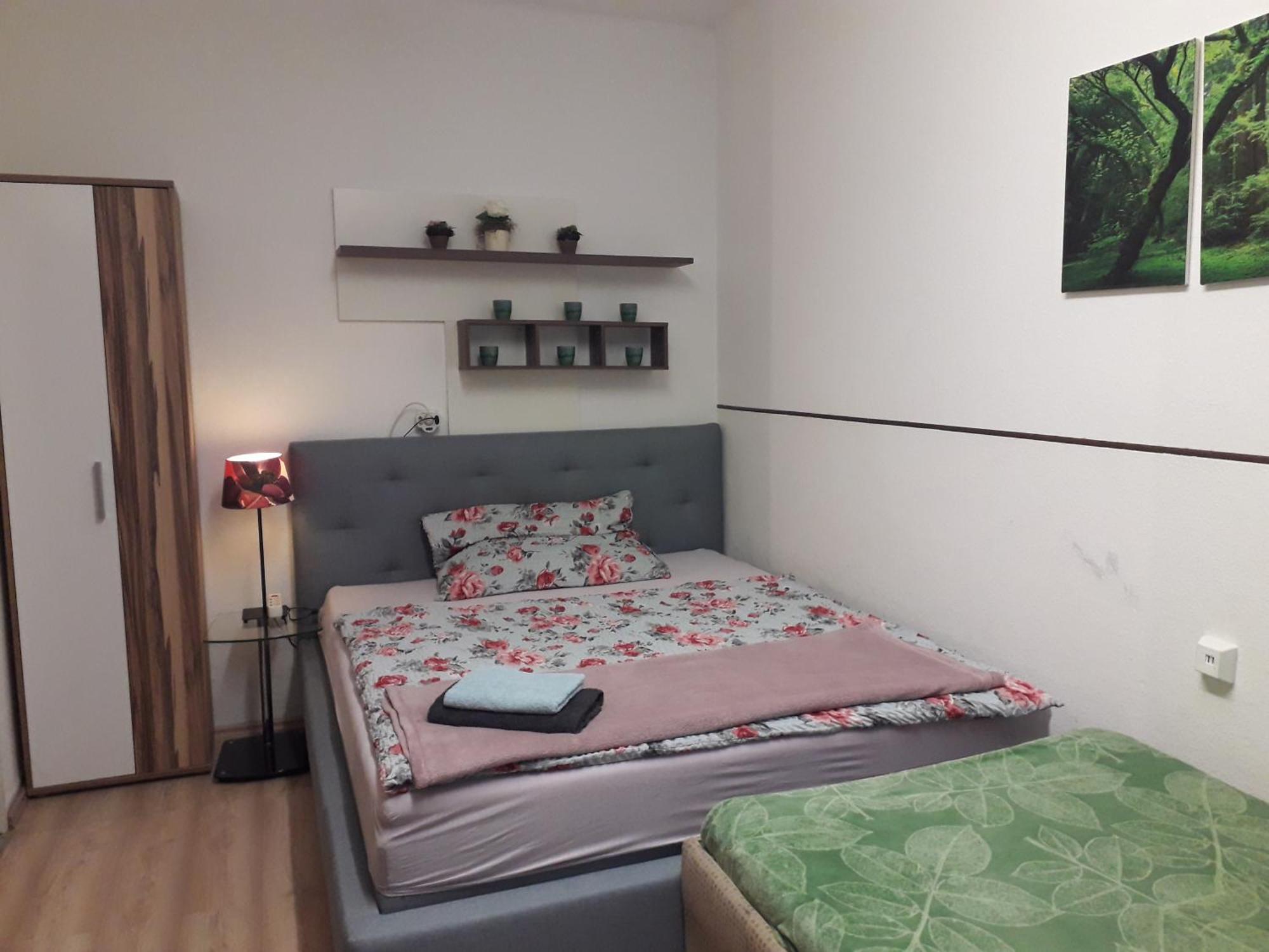 Apartment Ap 1 Im Zentrum Steyr, Bestrooms Eu Zewnętrze zdjęcie